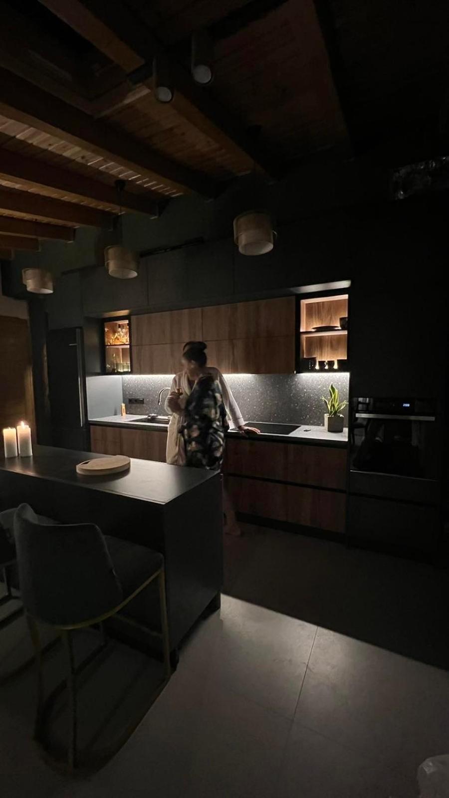 Skyview Apartament Alepou